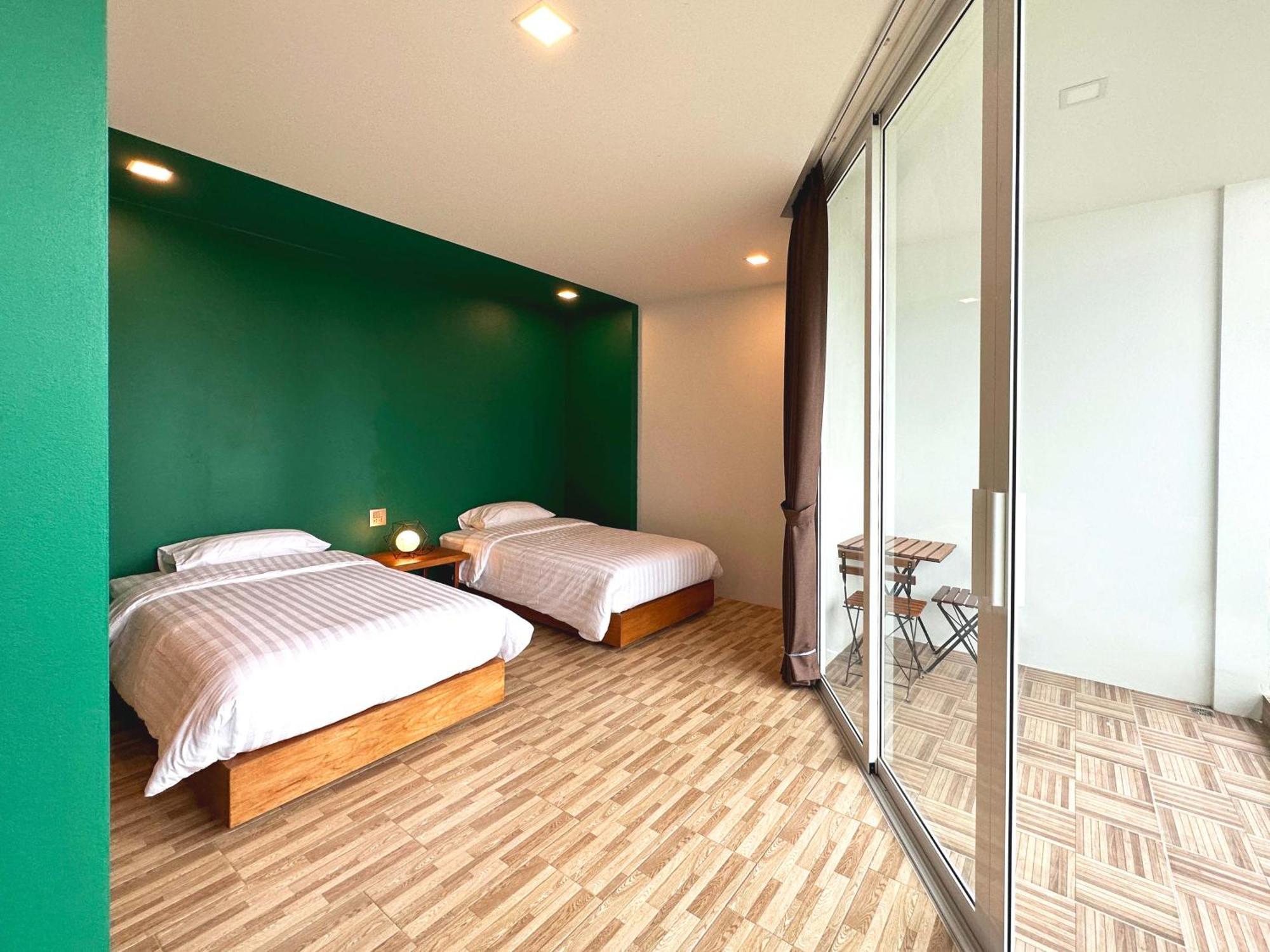 Plernpetch Hotel 수랏타니 외부 사진