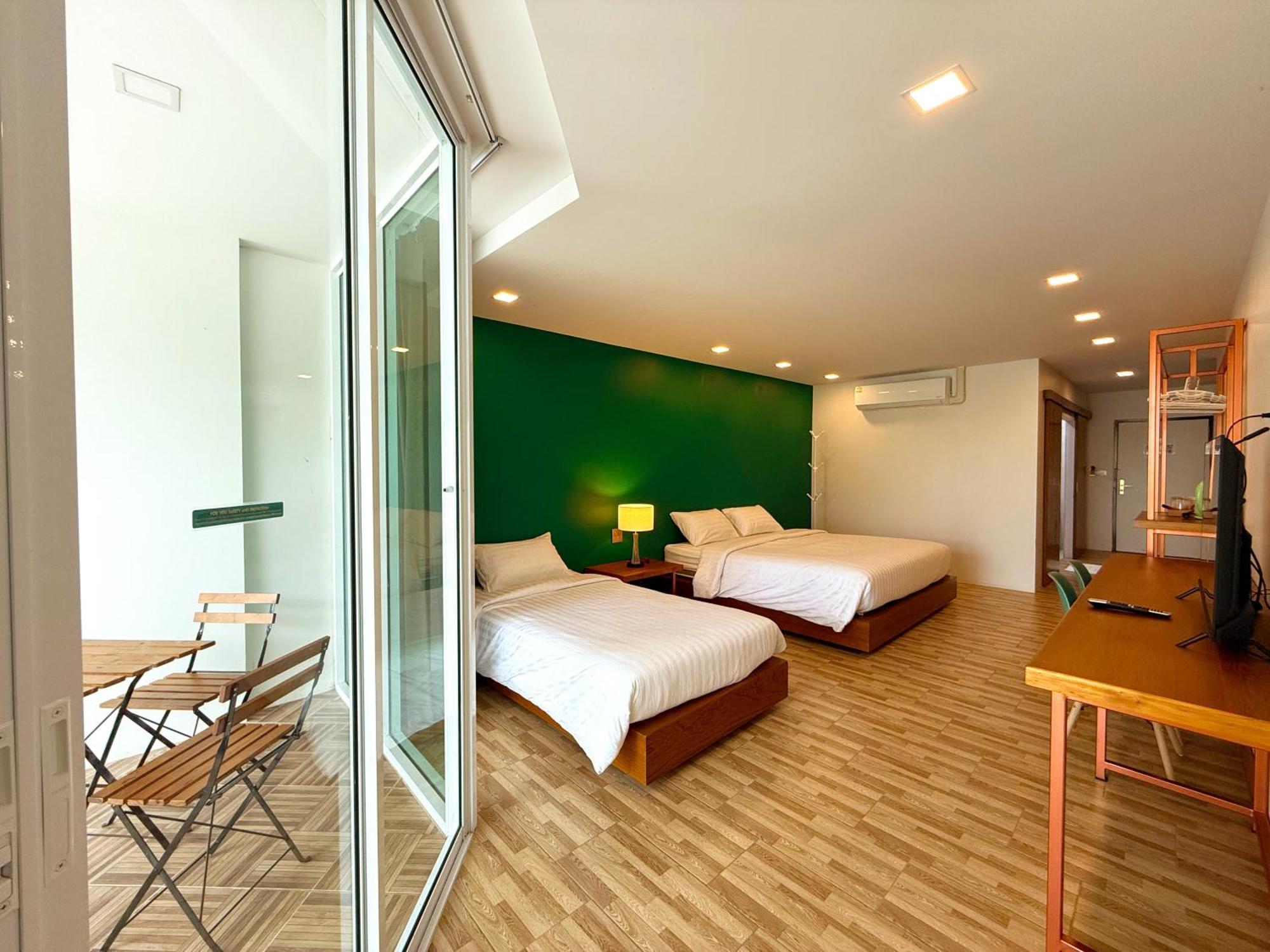 Plernpetch Hotel 수랏타니 외부 사진